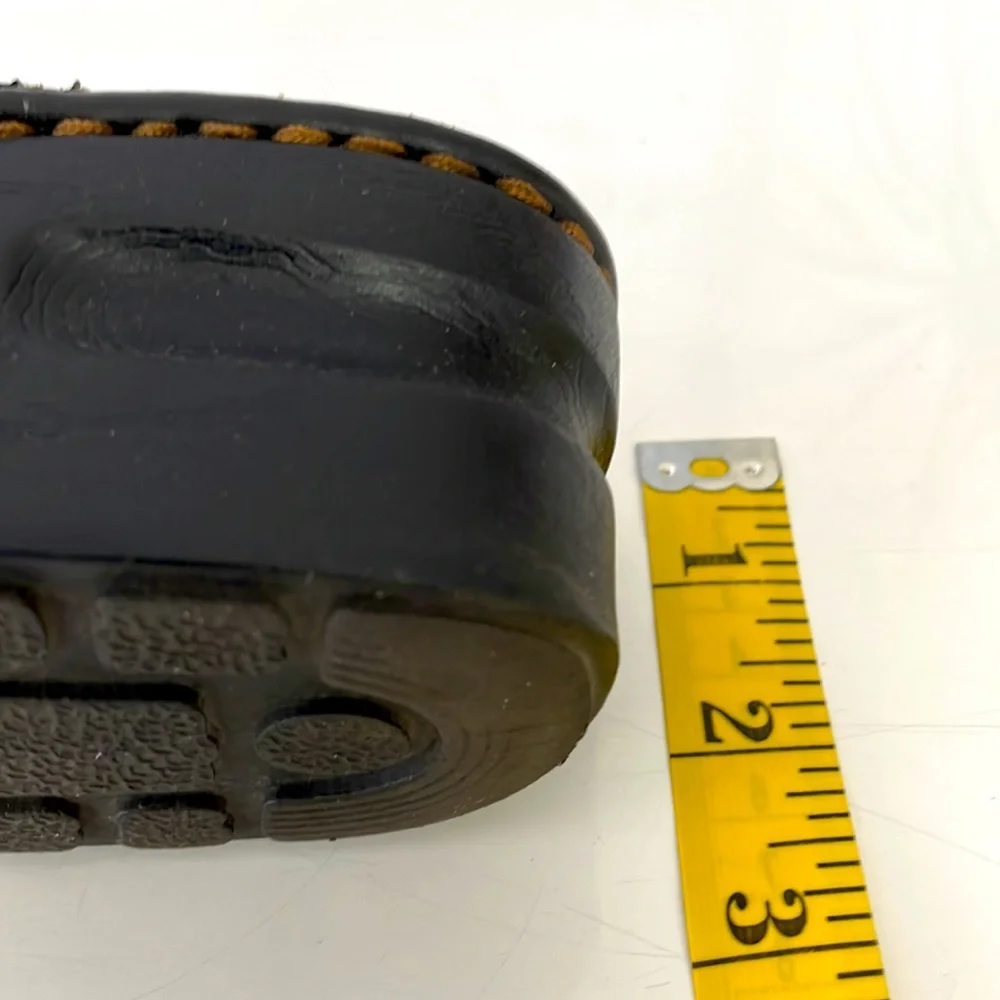 boc Ladies Clogs. Buckled Feature. Size 7/38 - Picture 10 of 12